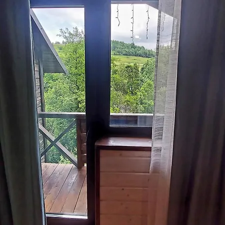 Domek alpejski під боржавою Pilipets